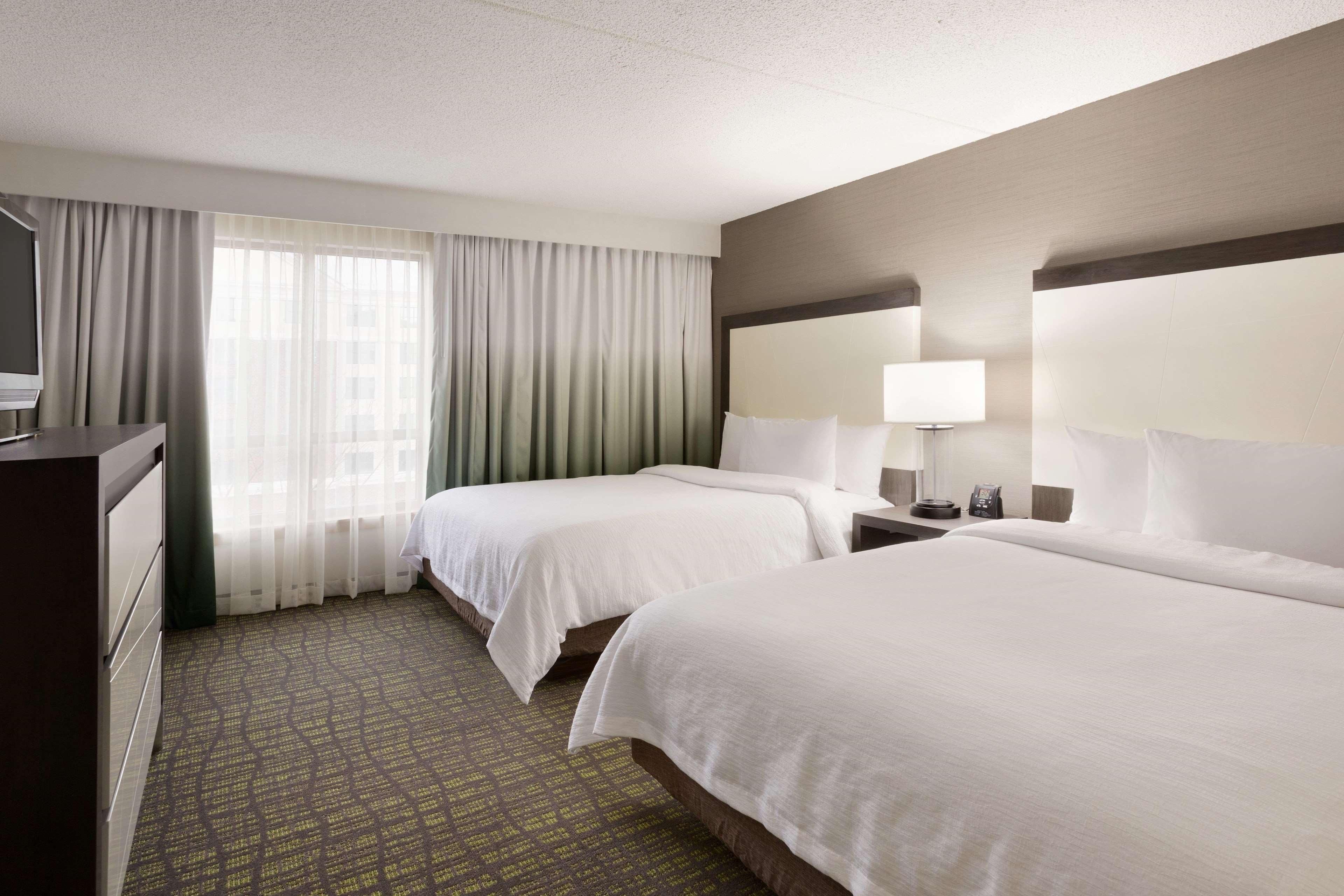 Embassy Suites Newark - Wilmington/South Ngoại thất bức ảnh