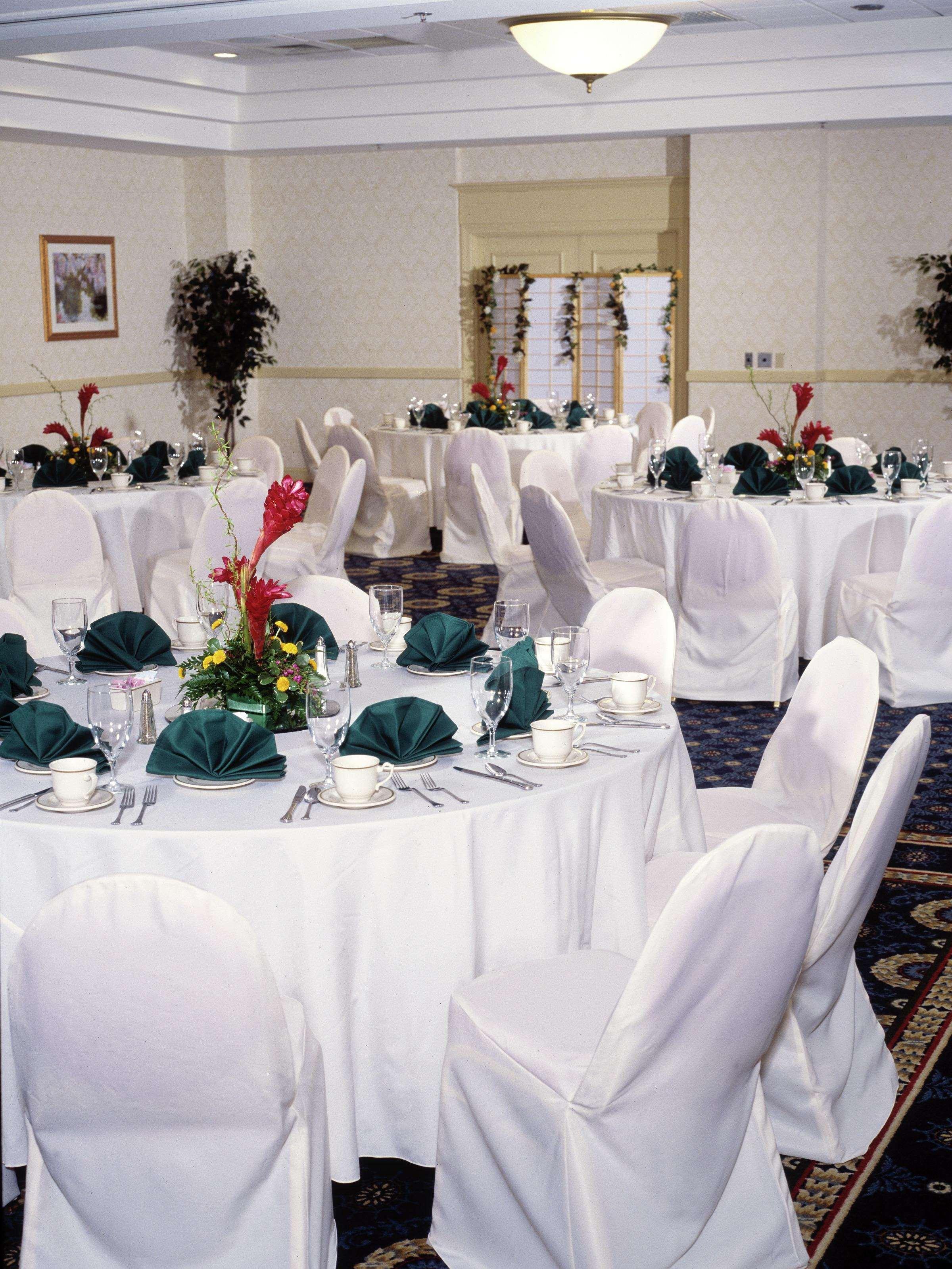 Embassy Suites Newark - Wilmington/South Nhà hàng bức ảnh