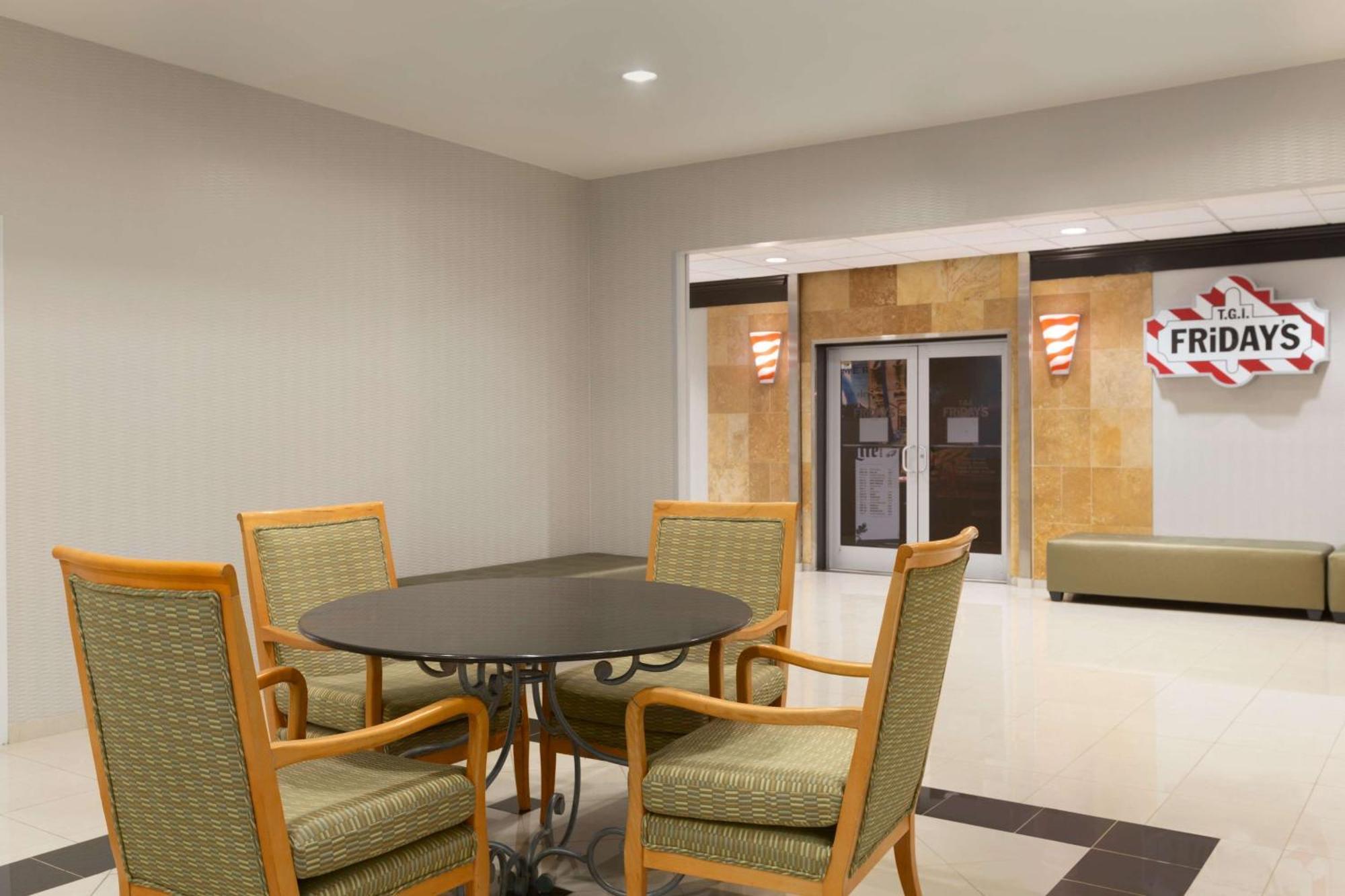 Embassy Suites Newark - Wilmington/South Ngoại thất bức ảnh