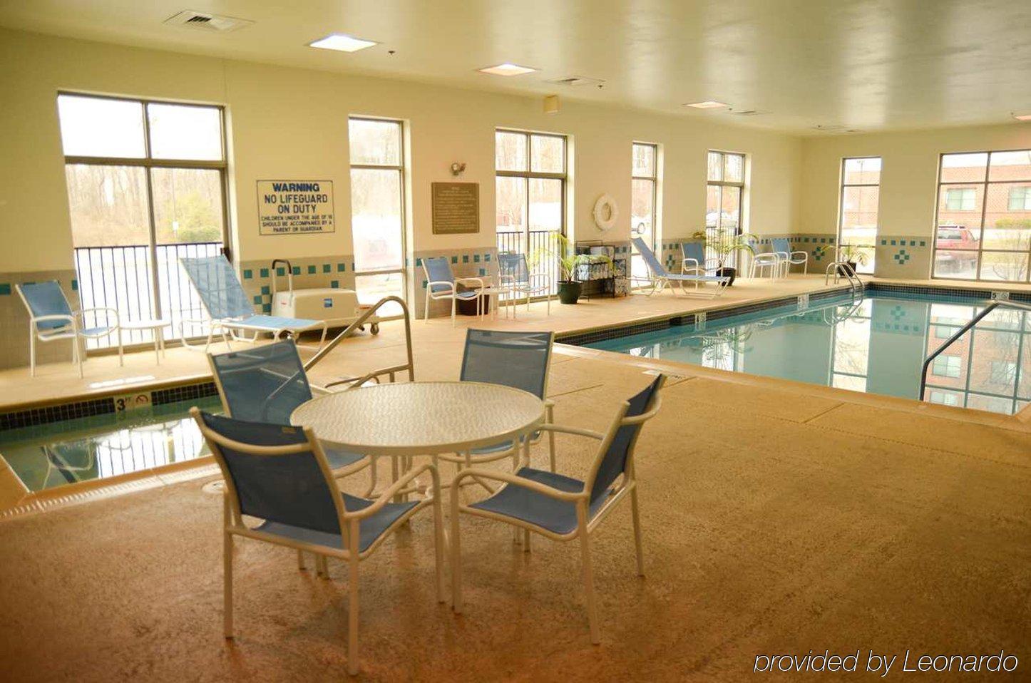 Embassy Suites Newark - Wilmington/South Ngoại thất bức ảnh