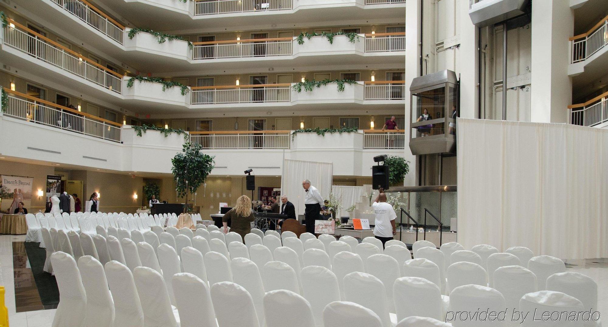 Embassy Suites Newark - Wilmington/South Ngoại thất bức ảnh